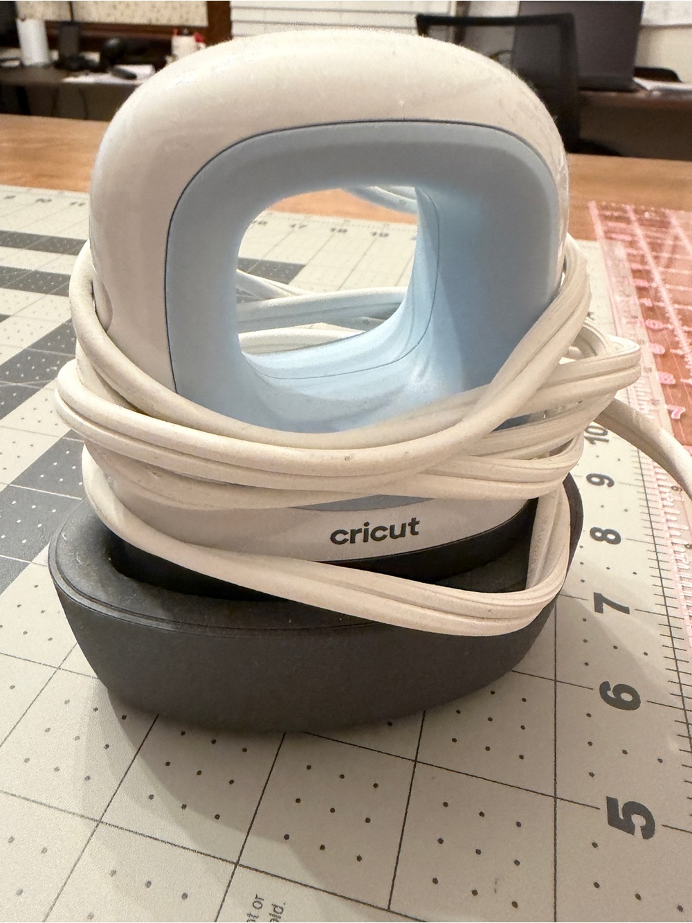 Cricut Mini Heat Press in White and Light Blue